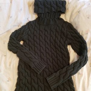 Forever 21 turtleneck sweater